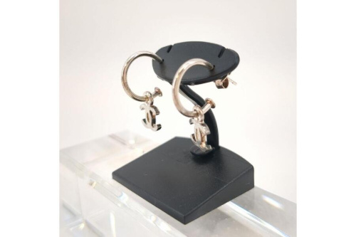 ピアスのシャネル（CHANEL）