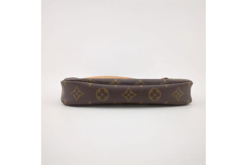 ルイ・ ヴィトン(LOUIS VUITTON)のポシェットアクセソワール