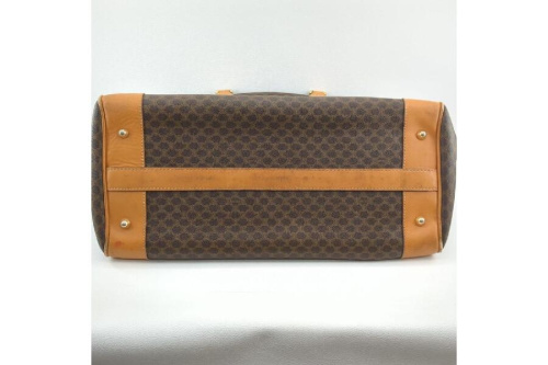 マカダムのユニセックス