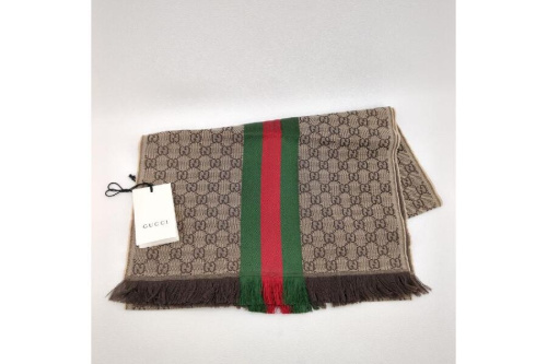 ファッション小物のストール