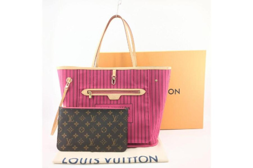 バッグのトートバッグ