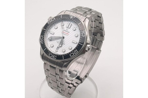 オメガ（OMEGA）のシーマスターダイバー