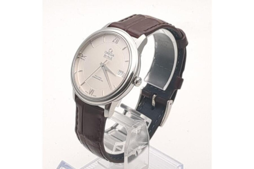 腕時計のオメガ（OMEGA）