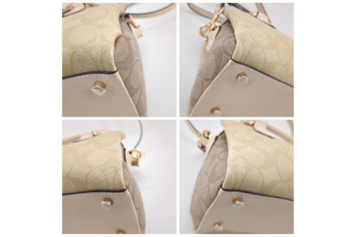 コーチ（COACH）のグネチャー