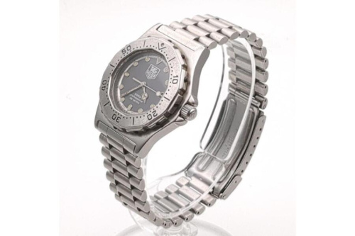 腕時計のタグ・ホイヤー（TAG HEUER）