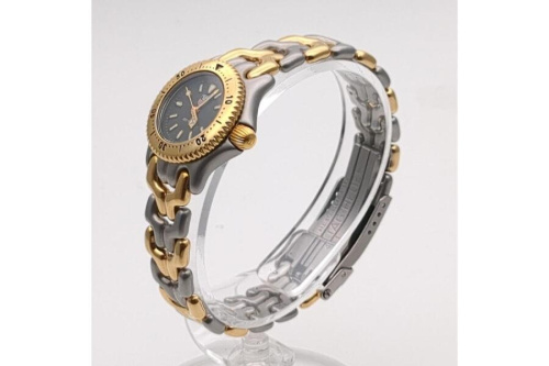 腕時計のタグ・ホイヤー（TAG HEUER）