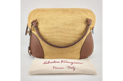 バッグのハンドバッグ