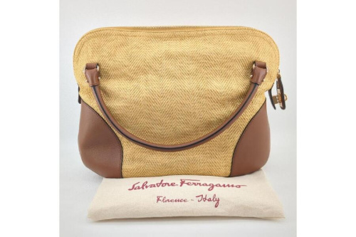 ハンドバッグのサルヴァトーレフェラガモ（Salvatore Ferragamo）