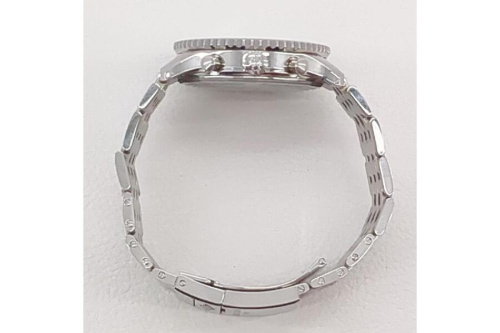 ナビタイマーB01