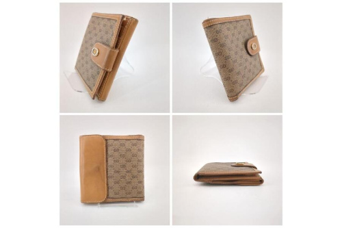 2つ折り財布のグッチ（GUCCI）