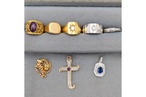 ジュエリーのK18　PT　ネックレス　リング　