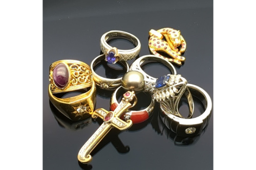 ジュエリーのK18　プラチナ