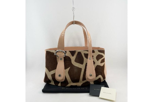 バッグのトートバッグ