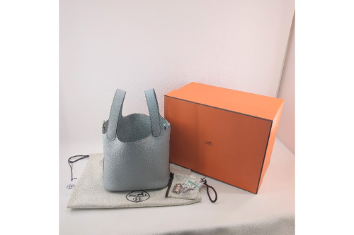 ハンドバッグのエルメス（HERMES）