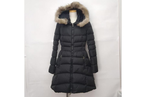 モンクレールのMONCLER