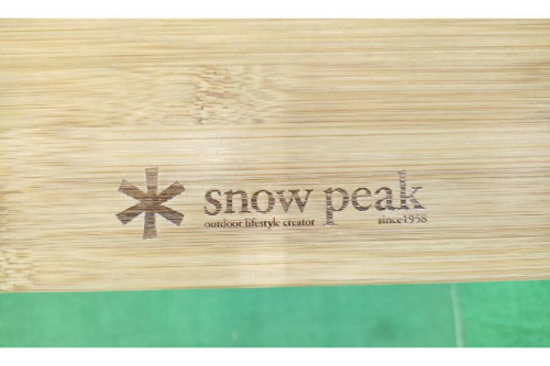 テーブルのSnowPeak