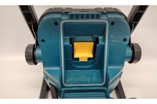 MAKITA