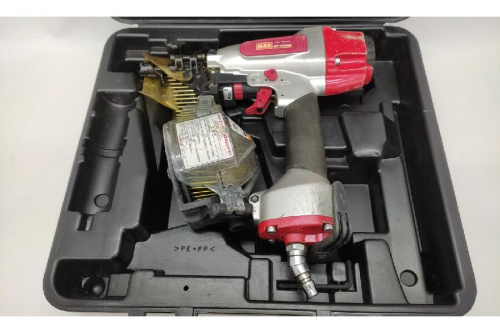 工具のマックス