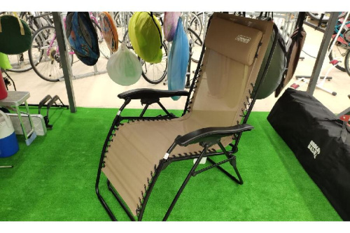 中古キャンプ用品のファニチャー