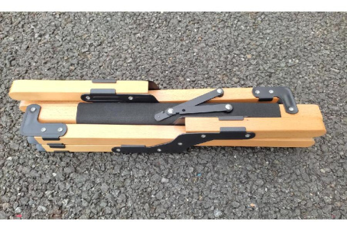 BBQ用品のクーラースタンド