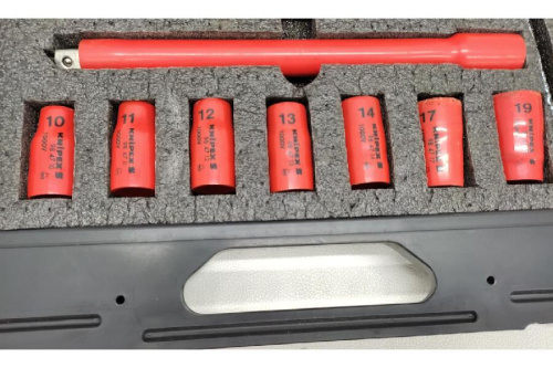 絶縁工具のクニペックス