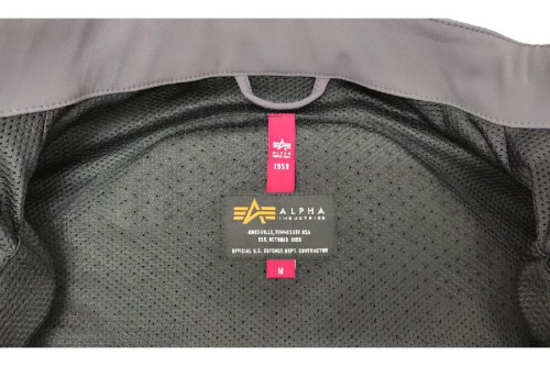 Mサイズのバイク用品強化店