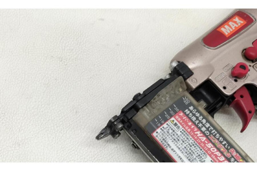 エア工具のピンネイラ