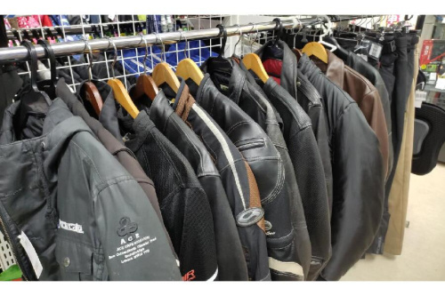ウェアの中古