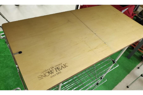 テーブルのSnowPeak