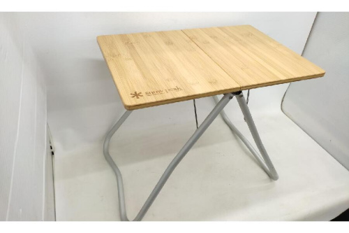 中古キャンプ用品のファニチャー