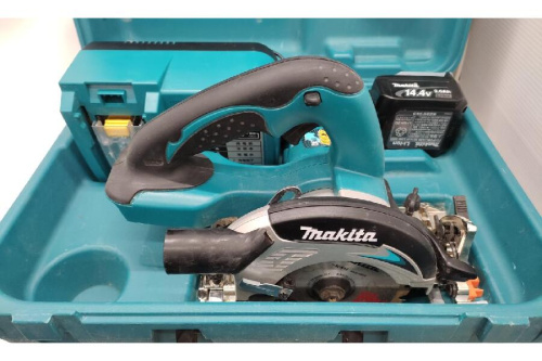マキタの充電式マルノコ