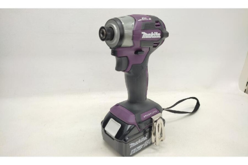 インパクトドライバーのマキタ（MAKITA）