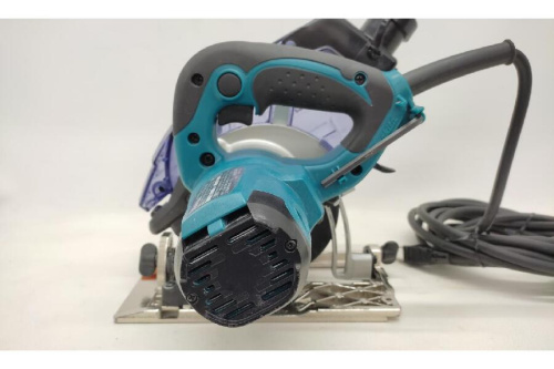 丸ノコのマキタ（MAKITA）