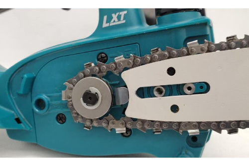 マキタ（MAKITA）のチェンソー