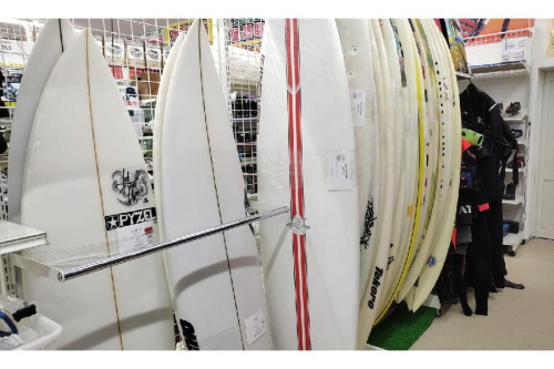 スポーツ用品のスポーツ用品