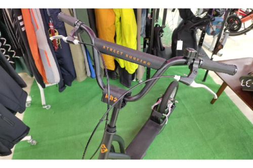 キックボードのStreetSurfing