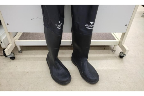 ウェーダーの釣具中古