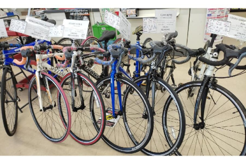 キャノンデール（CANNONDALE）のスポーツバイク