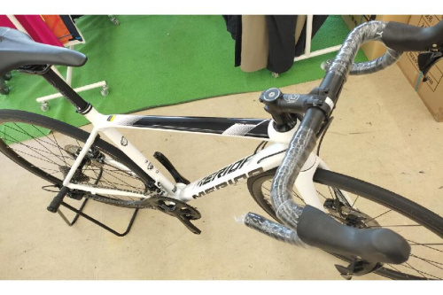 ロードバイクのメリダ（MERIDA）