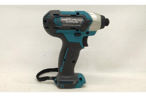 インパクトドライバーのマキタ（MAKITA）