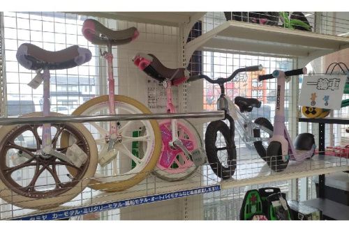 子供自転車の一輪車