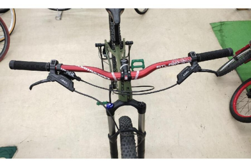 マウンテンバイクのGT