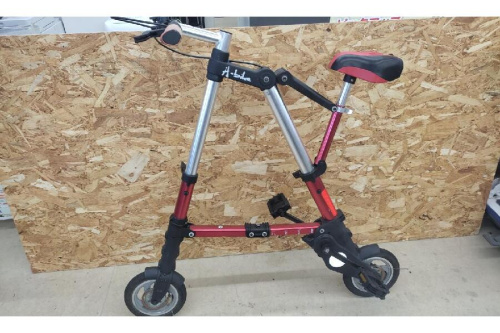 自転車の折りたたみ自転車