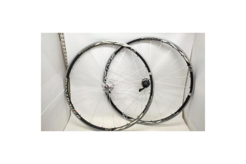 自転車パーツのシマノ（SHIMANO）