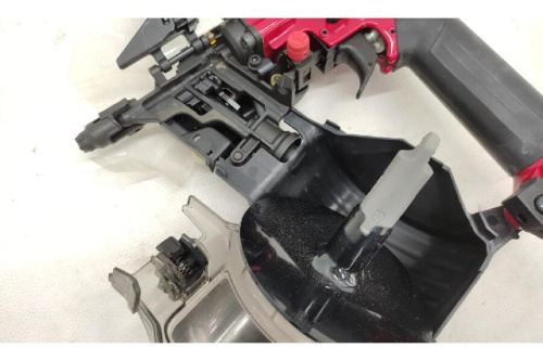 釘打ち機のマキタ（MAKITA）