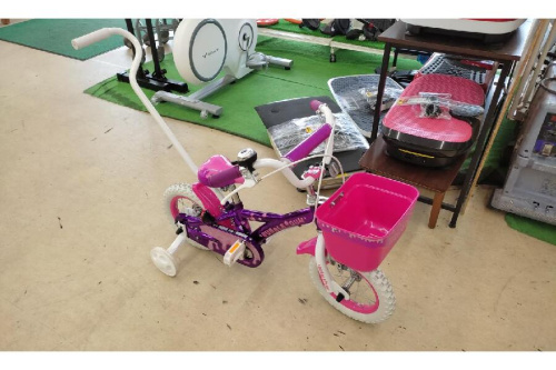 自転車の子ども用自転車