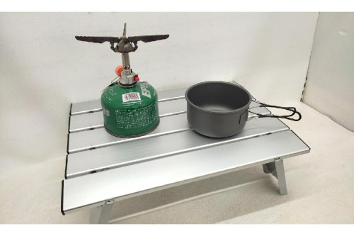 アウトドアテーブル