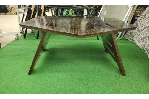 アウトドアテーブルのThe Arth