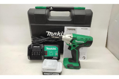 工具のインパクトドライバー