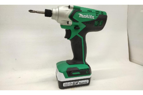 マキタ（MAKITA）のインパクトドライバ